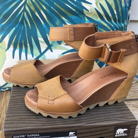 SOREL Joanie wedge sandal. Size 6 US, 23cm tan - Picture 5 of 6